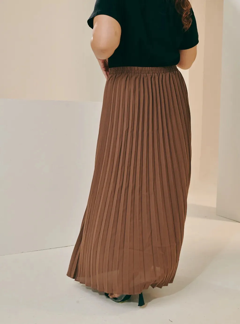 Basic Pleated Skirt