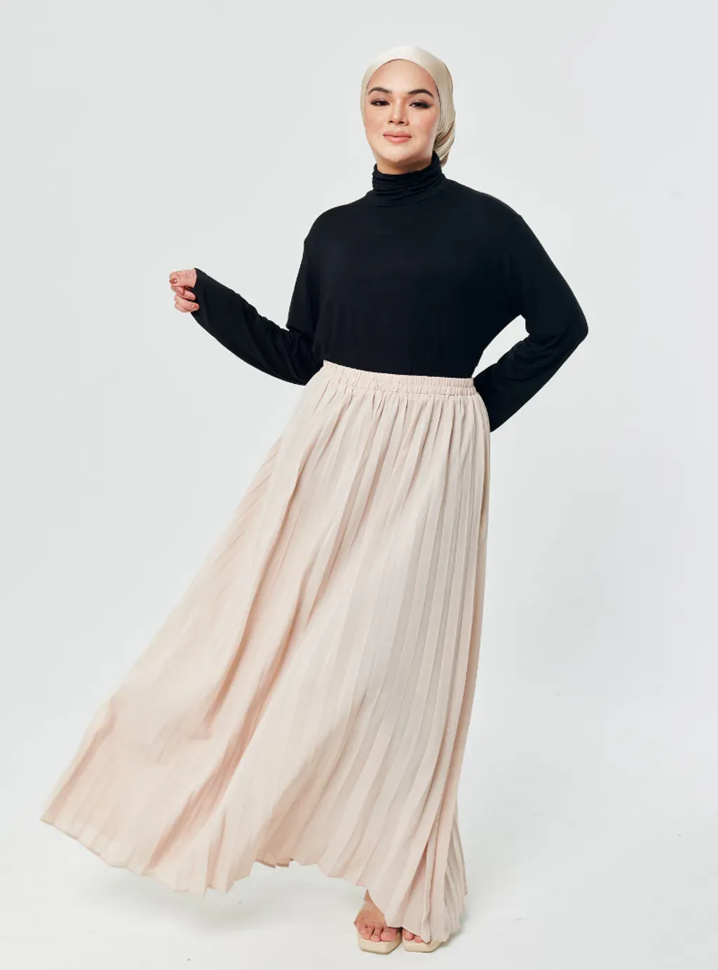 Basic Pleated Skirt