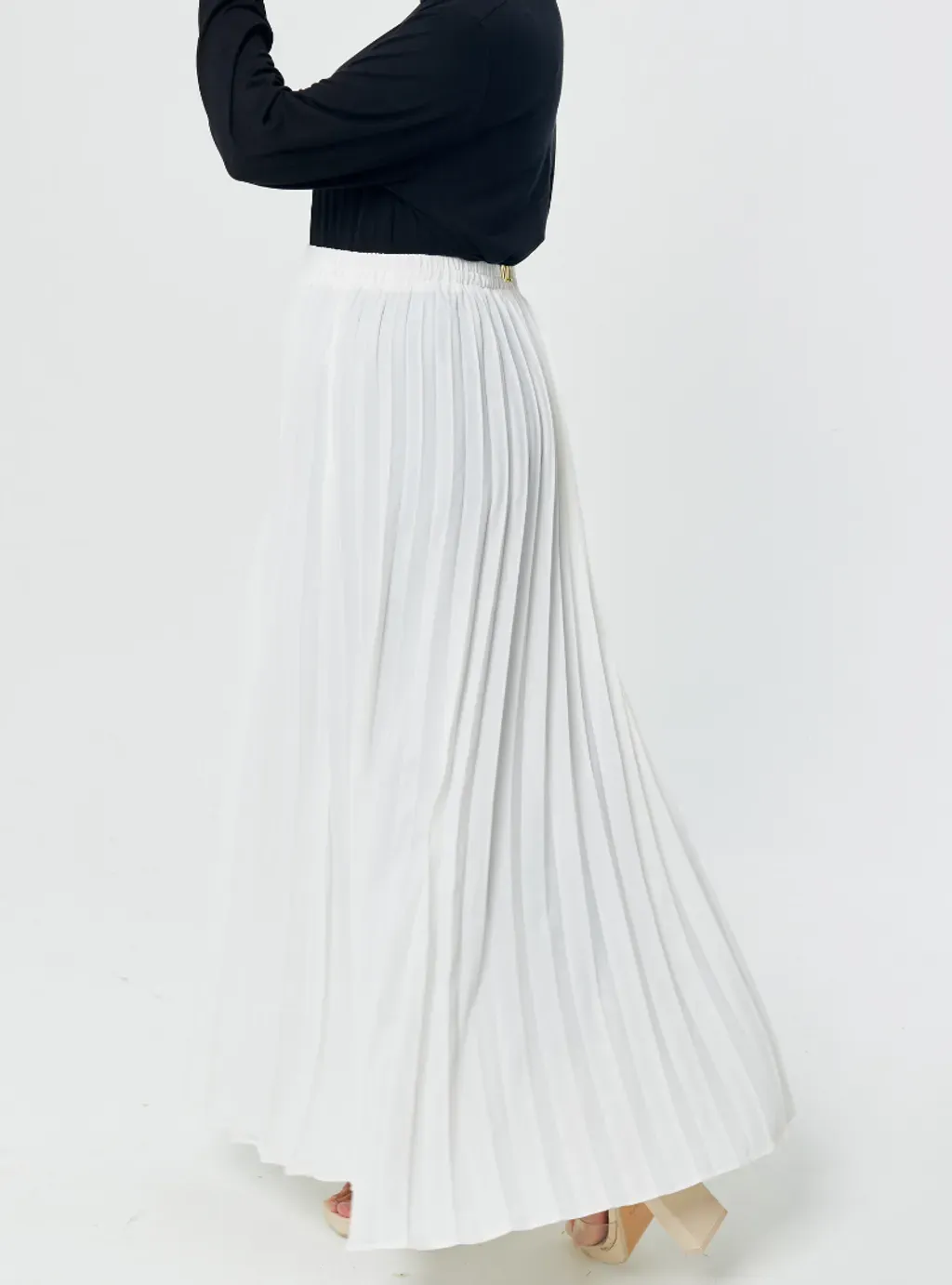 Basic Pleated Skirt