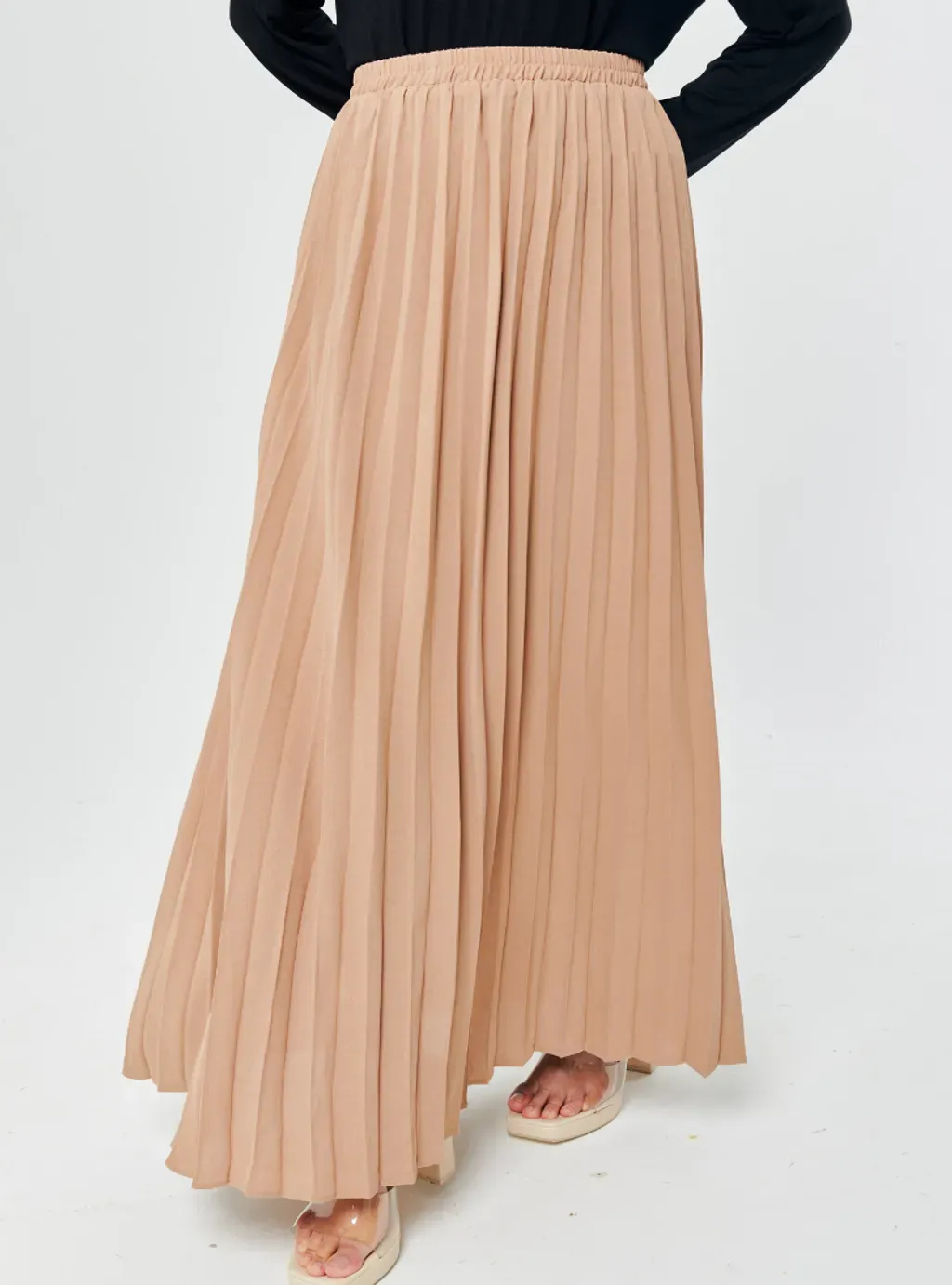 Basic Pleated Skirt