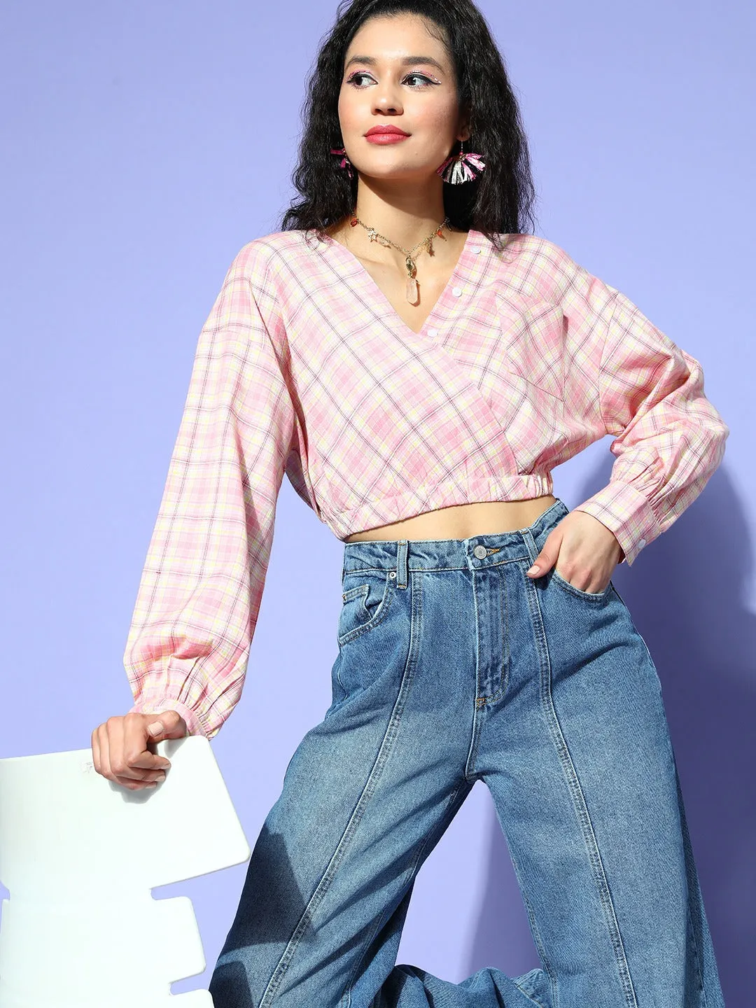 Berrylush Women Pink & White Checked Pattern V-Neck Puff Sleeves Pleated Wrap Crop Top