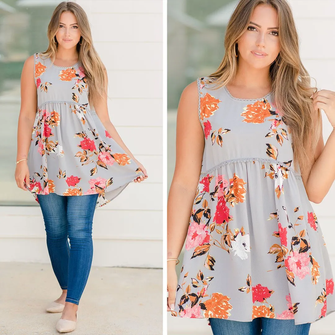 Botanical Motives Gray Floral Tank