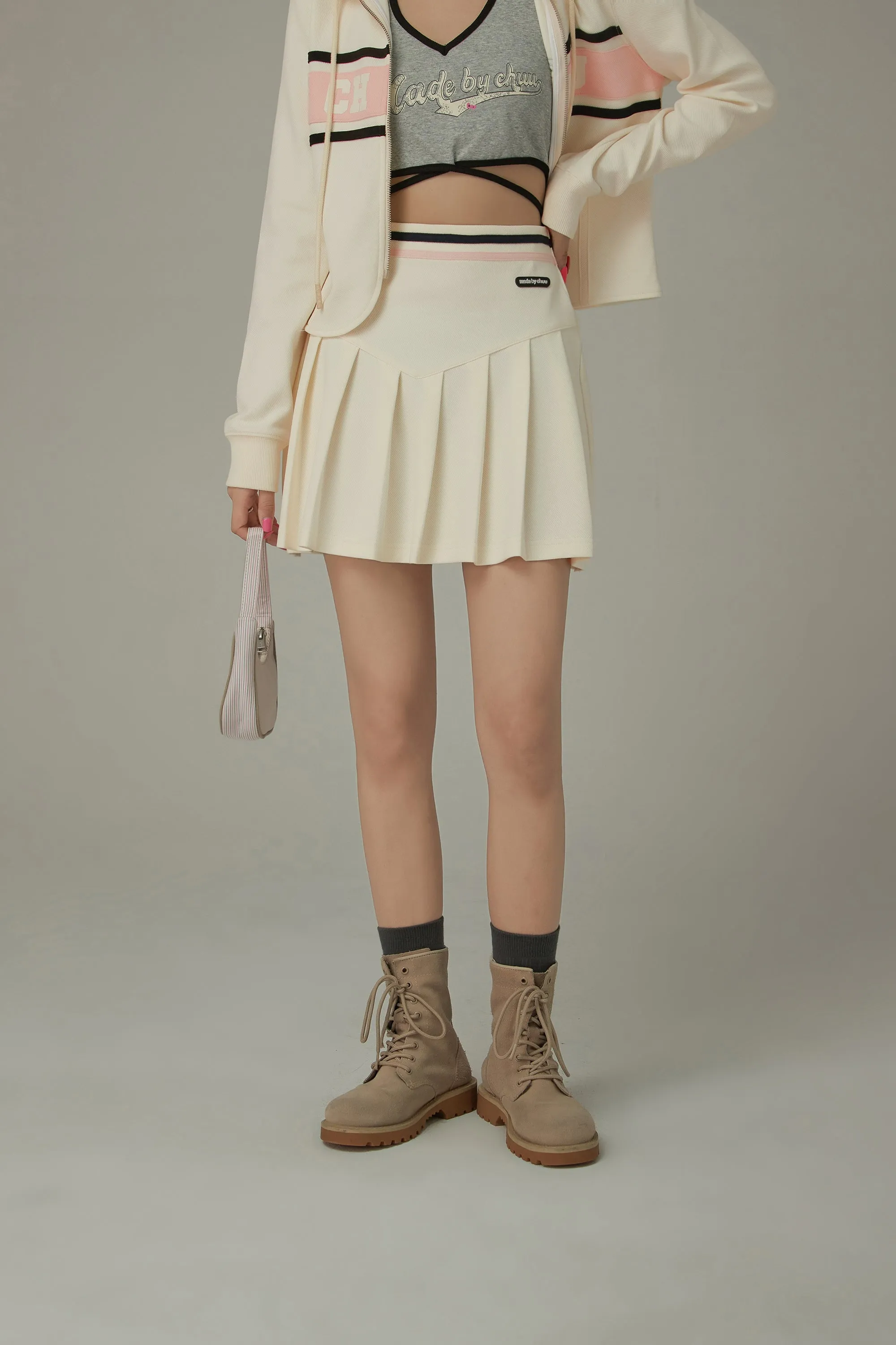 Color Line Pleated Sporty Mini Skirt