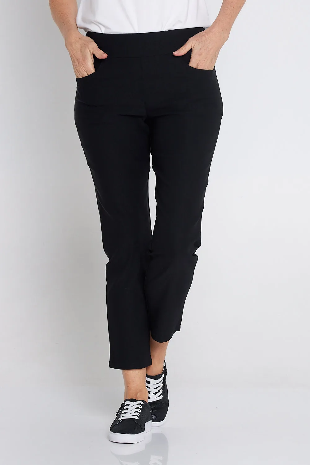 Dana Bengaline Capri Pants - Black