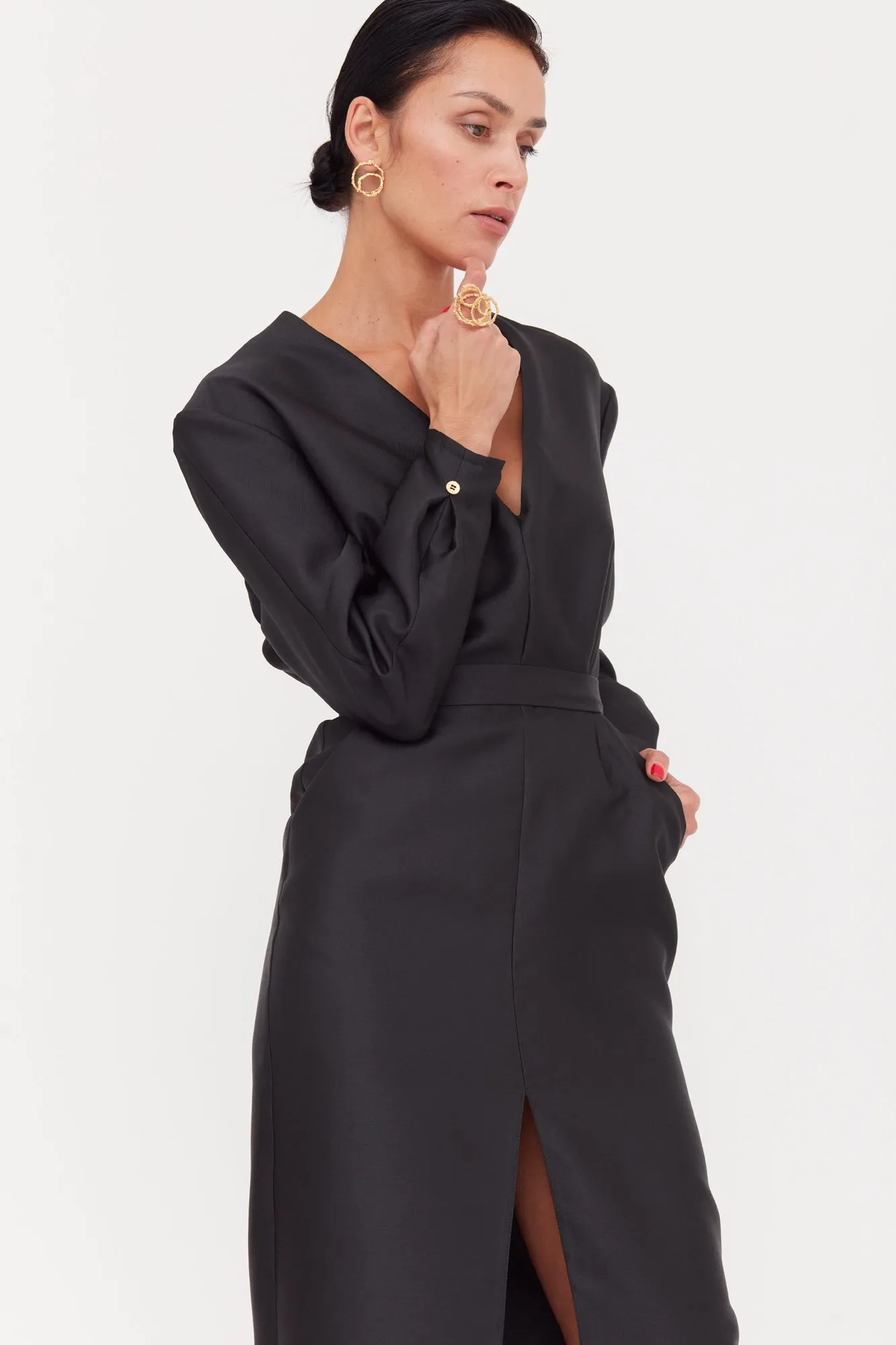 DEMA Black Shoulder Pad Midi Dress