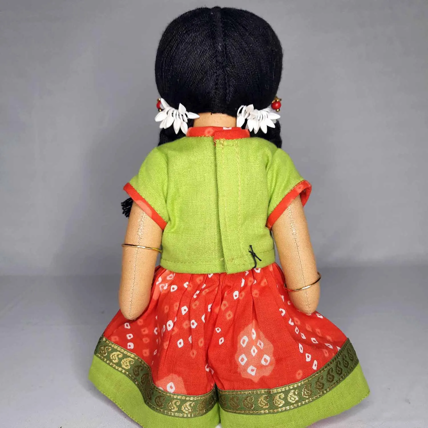 Kanmani Doll in Skirt & Blouse 10 in (Assorted Colours)