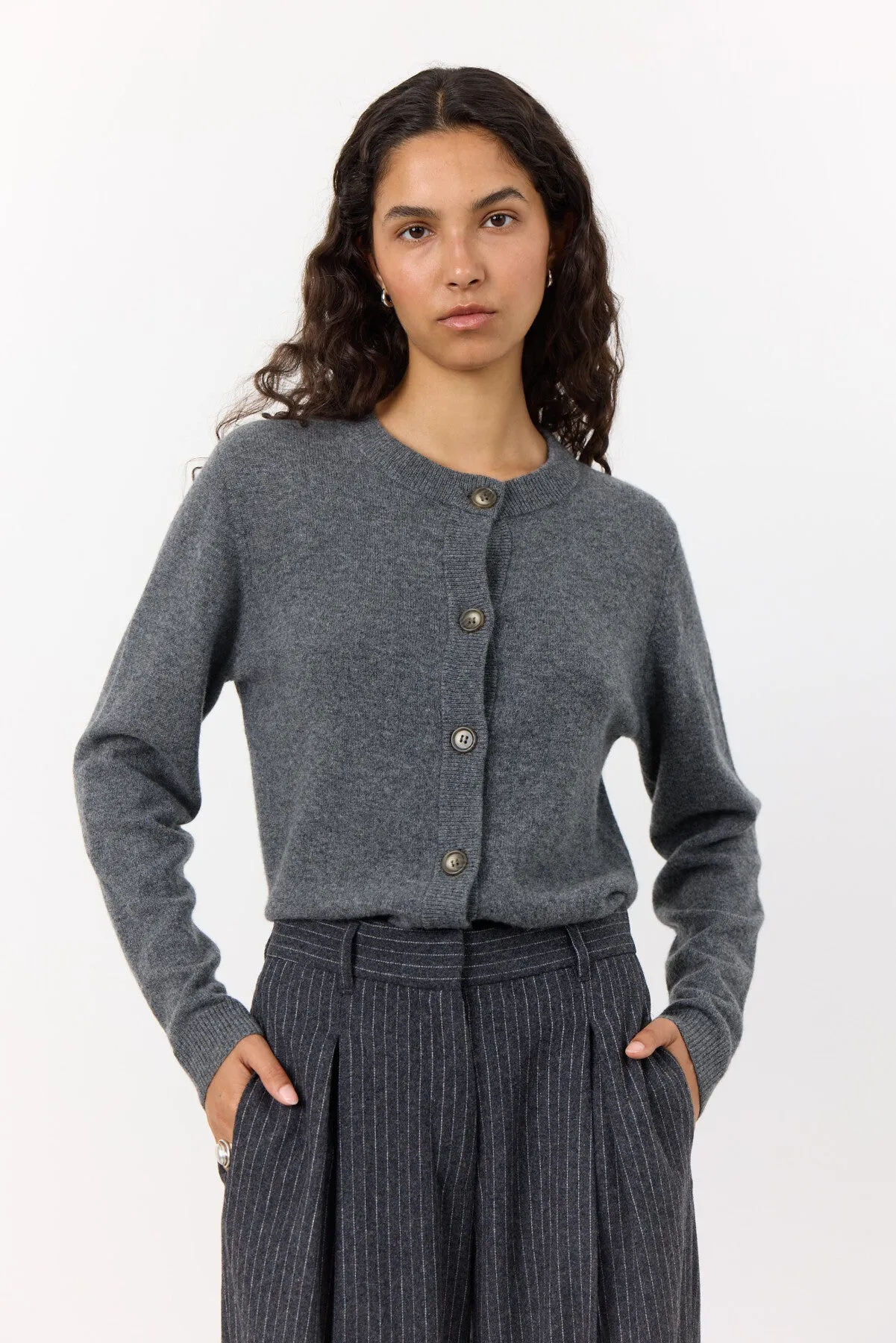 LR-ELOISE 1 Cardigan Grey