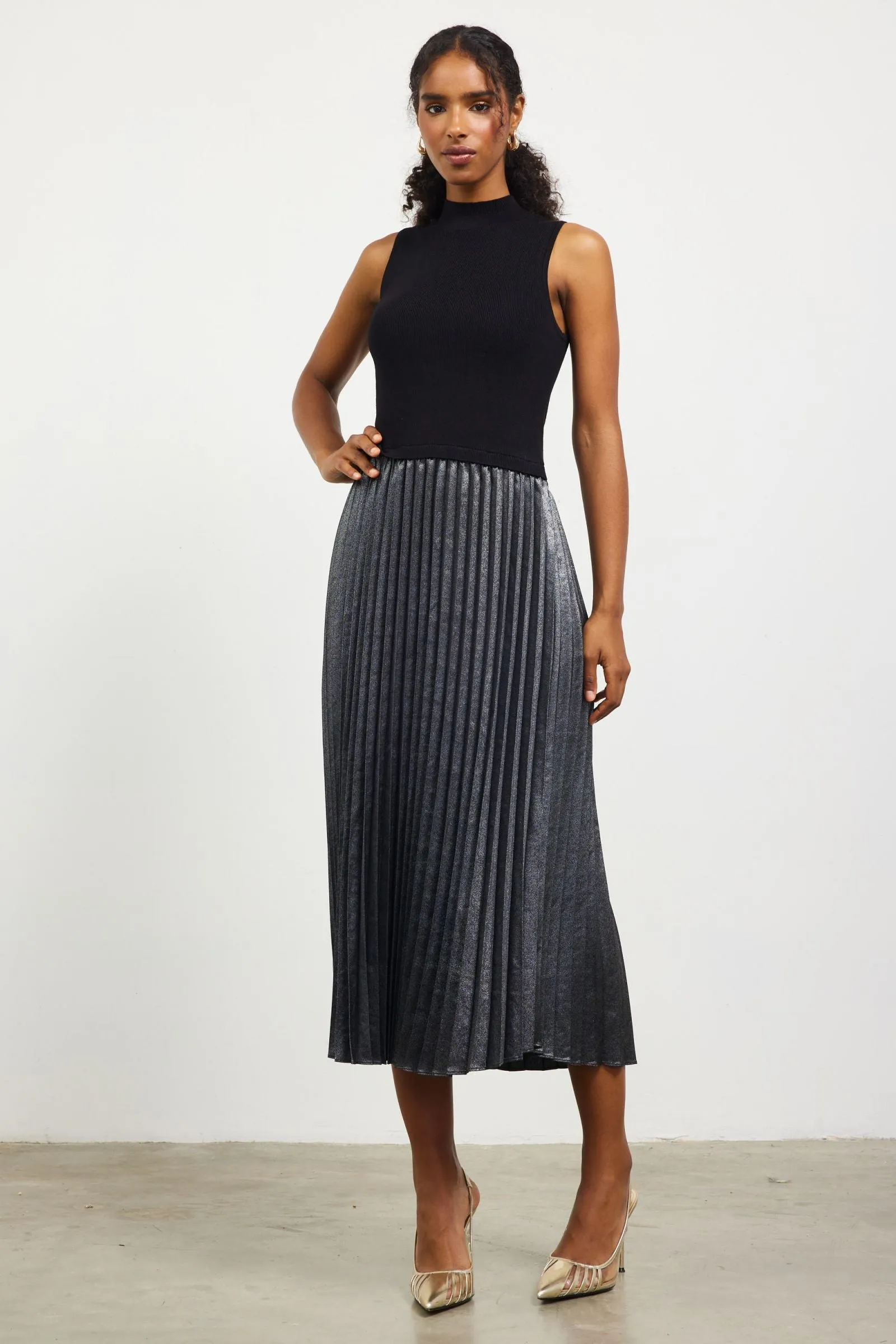 Mock Neck Pleat Skirt Dress Black