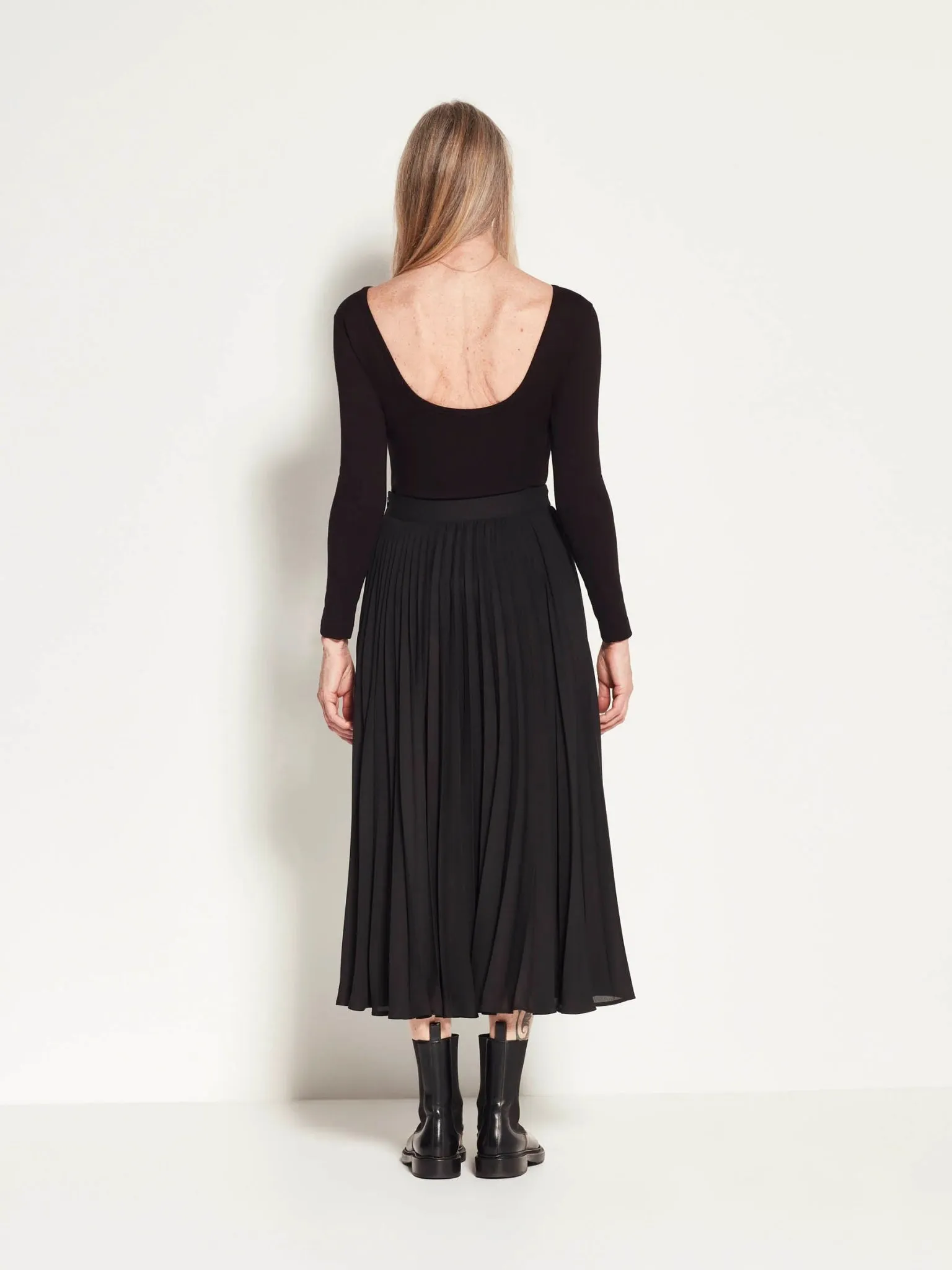 Posey Pleat Skirt (Matte Pleat) | Black